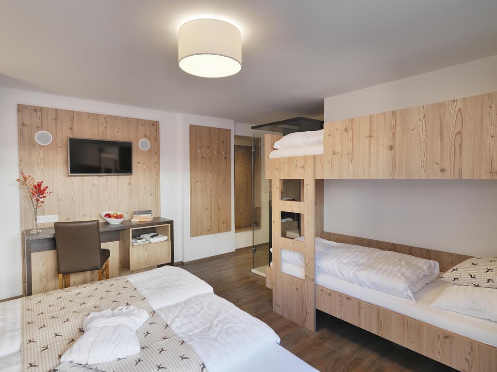 יארצנס Hotel Venetblick מראה חיצוני תמונה